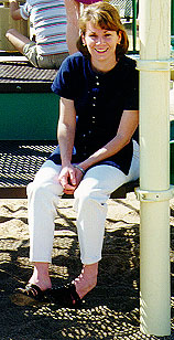 Lori2.JPG (35516 bytes)