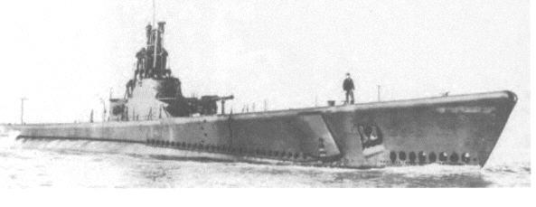 USS Paddle at Sea